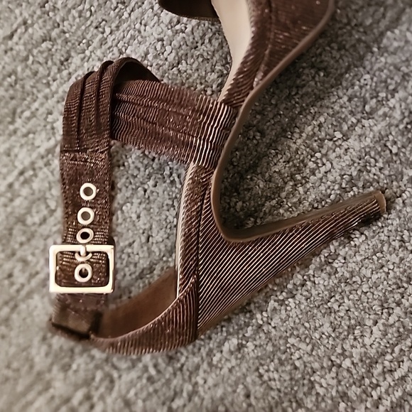 GIANNI BINI Strappy Bronze Platform Heels - Picture 14 of 14